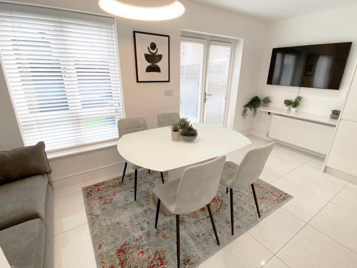 Summer House Terrace Yeovil Extérieur photo